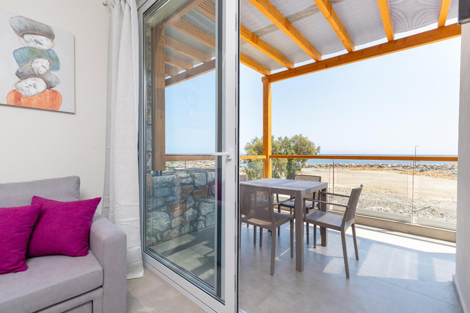 Meli Apartments Paleochora Екстер'єр фото
